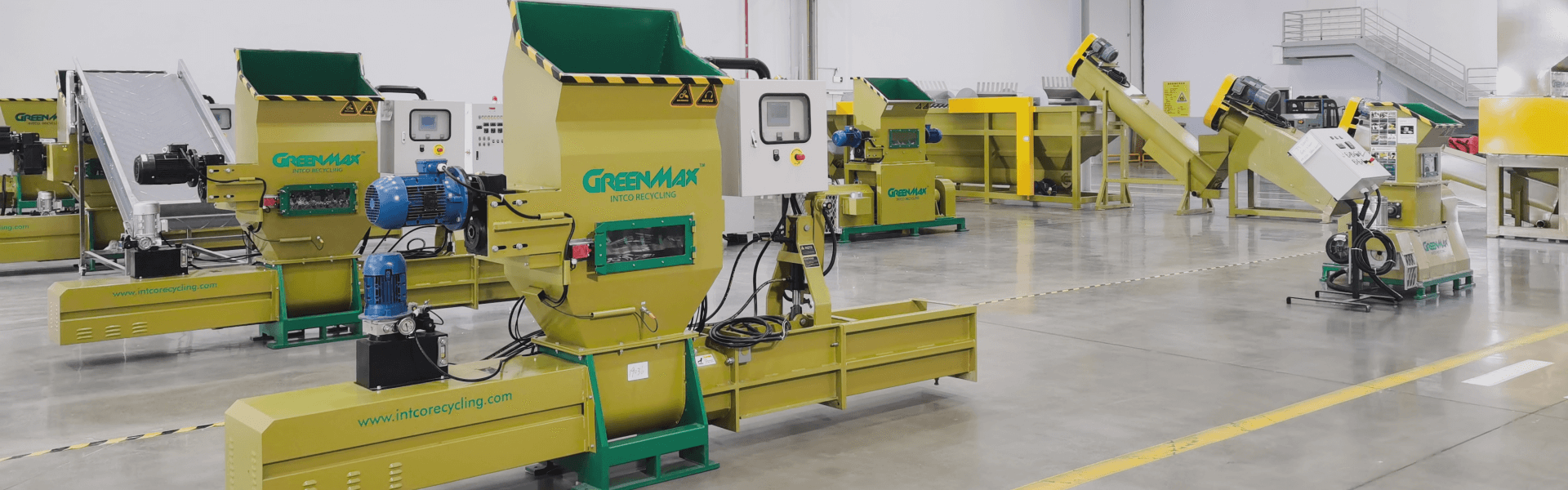 由鎮(zhèn)江英科再生機(jī)械有限公司生產(chǎn)的可再生PS泡沫塑料環(huán)?；厥諜C(jī)械為客戶提供了EPS廢料處理方案